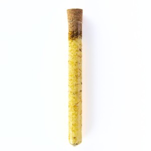 Sól do kąpieli w fiolce Pomarańcza z goździkiem 75 g - Miodowa Mydlarnia
