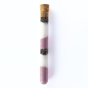 Sól do kąpieli w fiolce Lawendowe wzgórza 70 g - Miodowa Mydlarnia