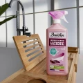 Płyn do czyszczenia łazienki w sprayu o zapachu kwiatowym EKO 750 ml - Briochin