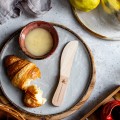 Drewniany nożyk do miodu - Pasieki Rodziny Sadowskich